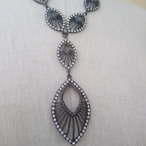 Necklace - Picture 4 of 4